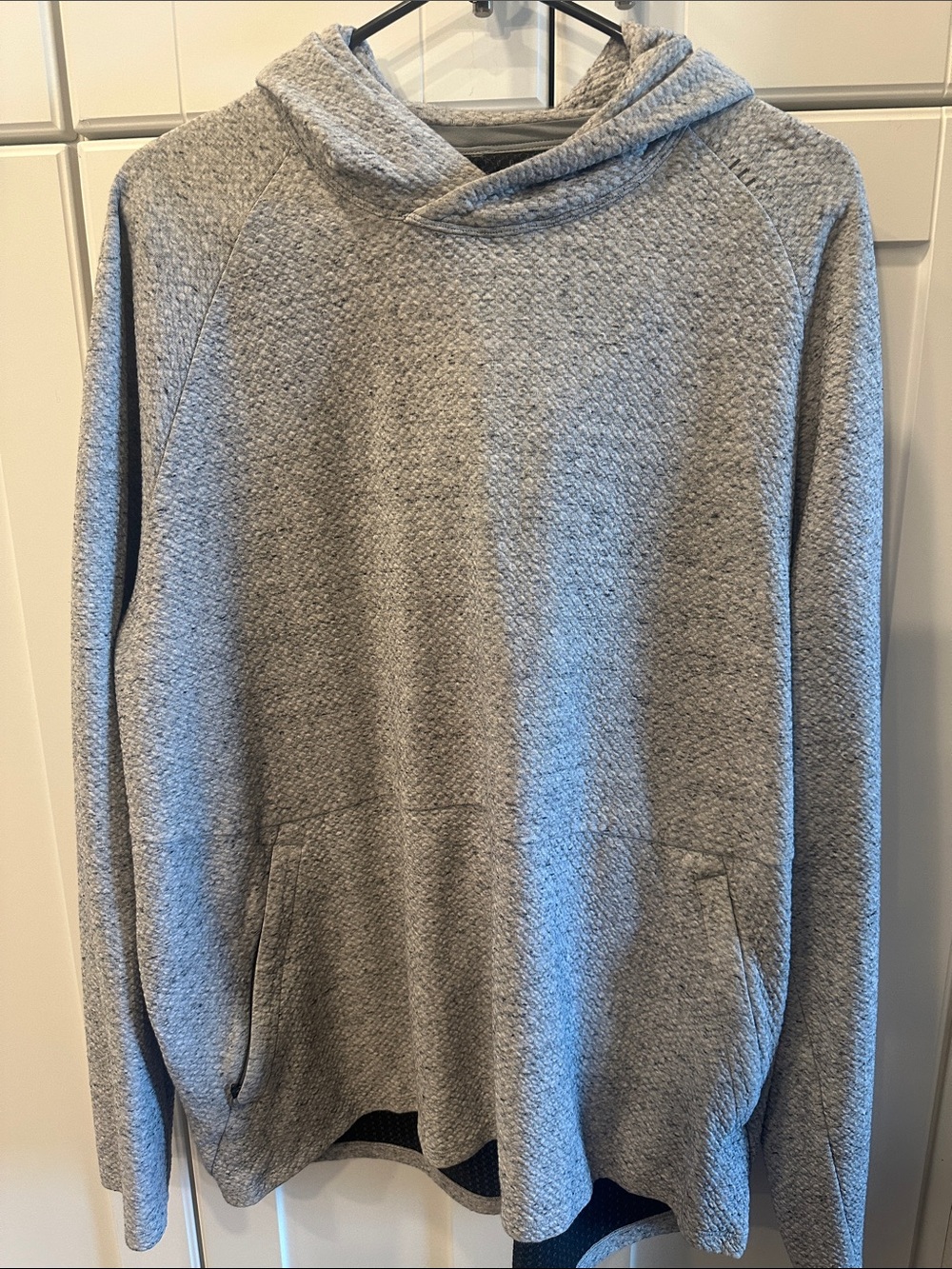 Lululemon Men's Lightweight Quilted Hoodie Sweatshirt - Gray